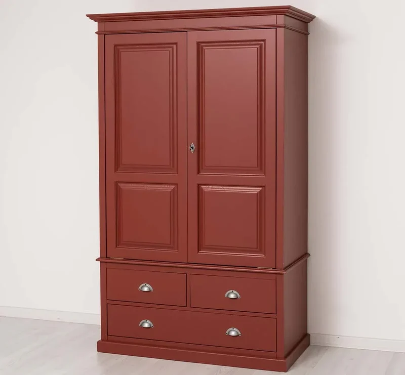 Vintage Kleiderschrank aus Massivholz im Landhausstil