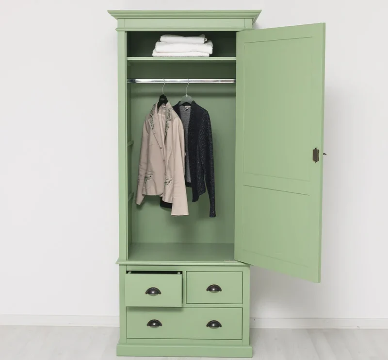 Schmaler Vintage Kleiderschrank aus Massivholz mit vier Schubladen