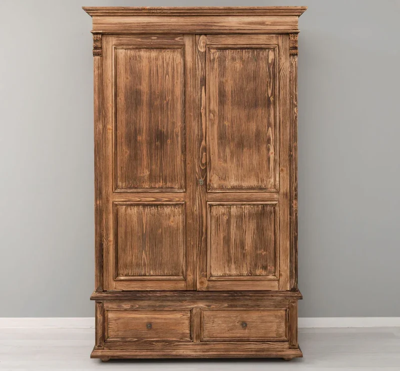 Kleiderschrank aus Massivholz mit zwei Schubladen