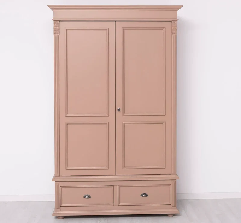 Kleiderschrank aus Massivholz mit zwei Schubladen