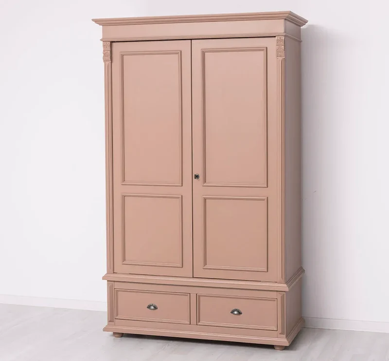 Kleiderschrank aus Massivholz mit zwei Schubladen