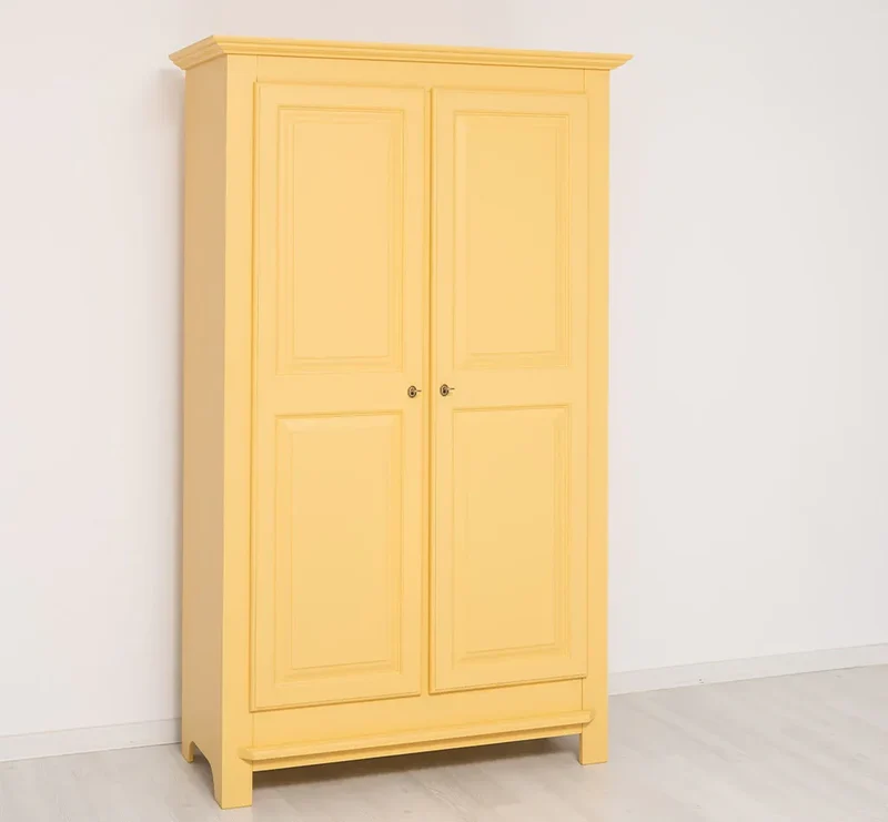 Vintage Kleiderschrank aus Massivholz in verschiedenen Farben