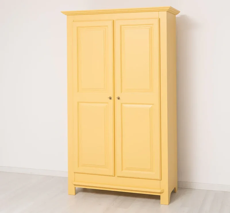 Vintage Kleiderschrank aus Massivholz in verschiedenen Farben