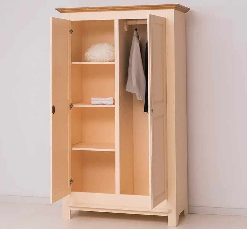 Vintage Kleiderschrank aus Massivholz in verschiedenen Farben
