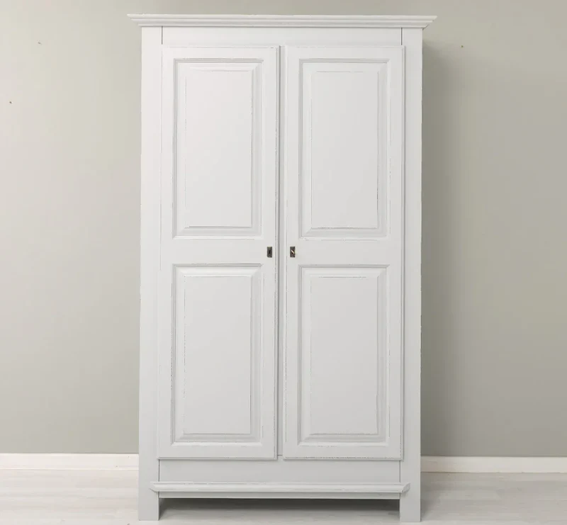 Vintage Kleiderschrank aus Massivholz in verschiedenen Farben