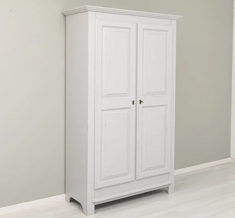 Vintage Kleiderschrank aus Massivholz in verschiedenen Farben