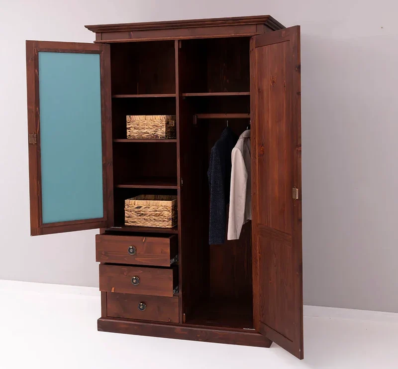 Kleiderschrank aus Massivholz mit Spiegeltür und drei Schubladen