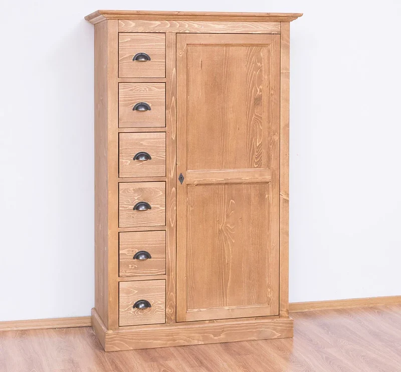 Kleiner Schrank im Landhausstil aus Massivholz mit 6 Schubladen