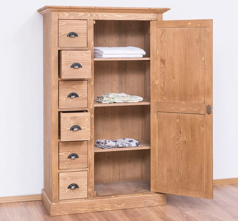 Kleiner Schrank im Landhausstil aus Massivholz mit 6 Schubladen