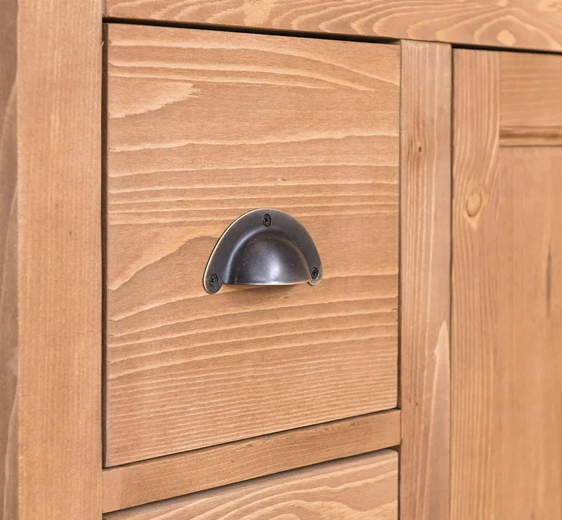 Kleiner Schrank im Landhausstil aus Massivholz mit 6 Schubladen