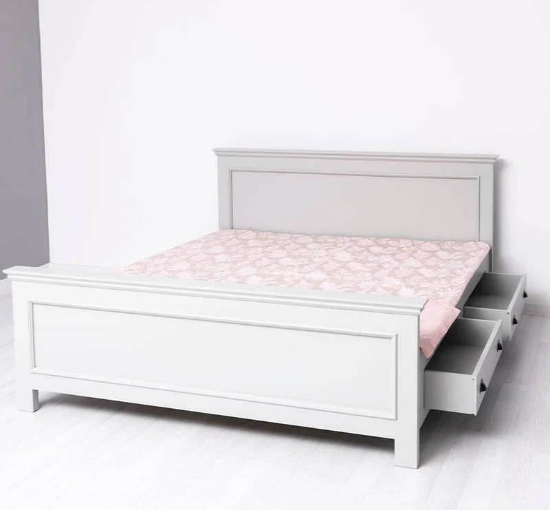 Bett aus Massivholz im Landhausstil mit Schubladen