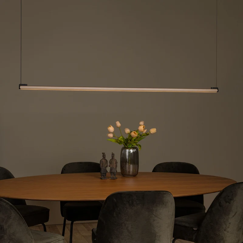 LED-Pendelleuchte Braga dimmbar CCT Gestensteuerung 150cm