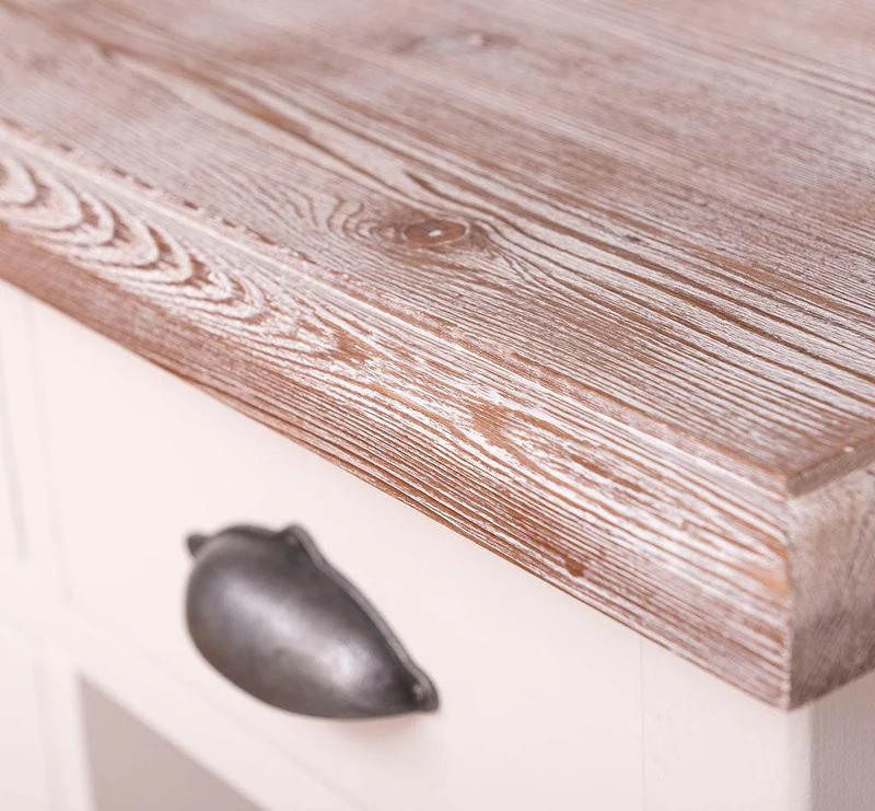 Breiter Waschbeckenunterschrank aus Massivholz mit gedrehten Beinen