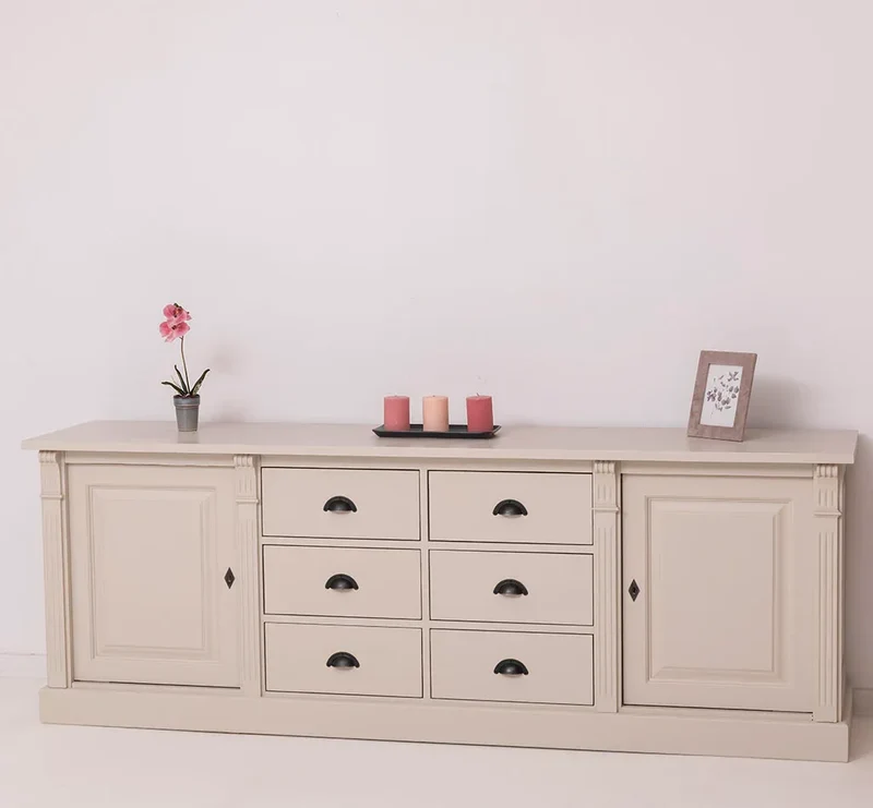 Großes Sideboard aus Massivholz im Landhausstil mit 6 Schubladen
