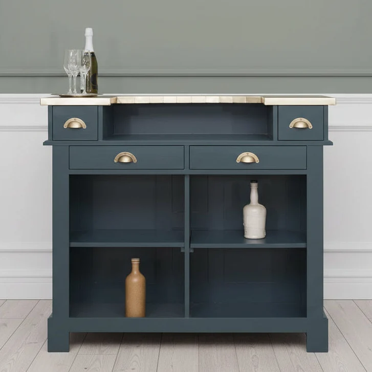 Bartresen | Empfangstheke aus Massivholz im Landhausstil mit Metalltresen - Messing