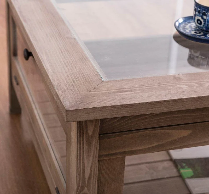 Couchtisch aus Massivholz mit Schaukasten - Fenstertüren und Glasplatte