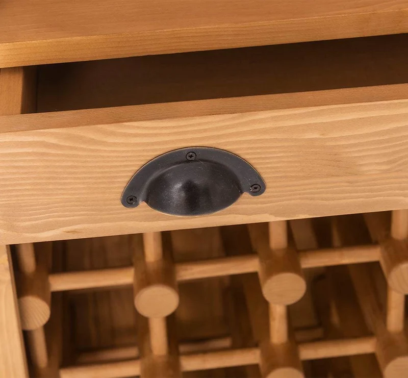 Großes Weinregal aus Massivholz mit Platz für 36 Flaschen
