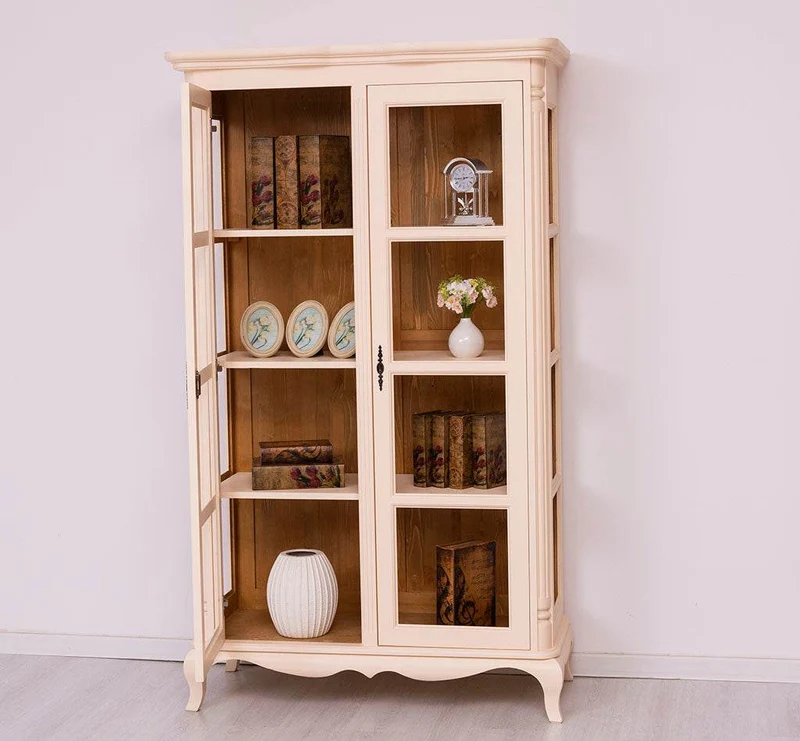 Vintage Vitrinenschrank aus Massivholz mit verglaster Doppeltür | Barock