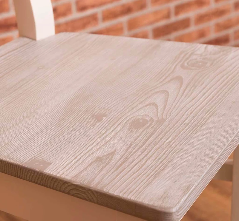 Barhocker mit Lehne aus massiver Pinie