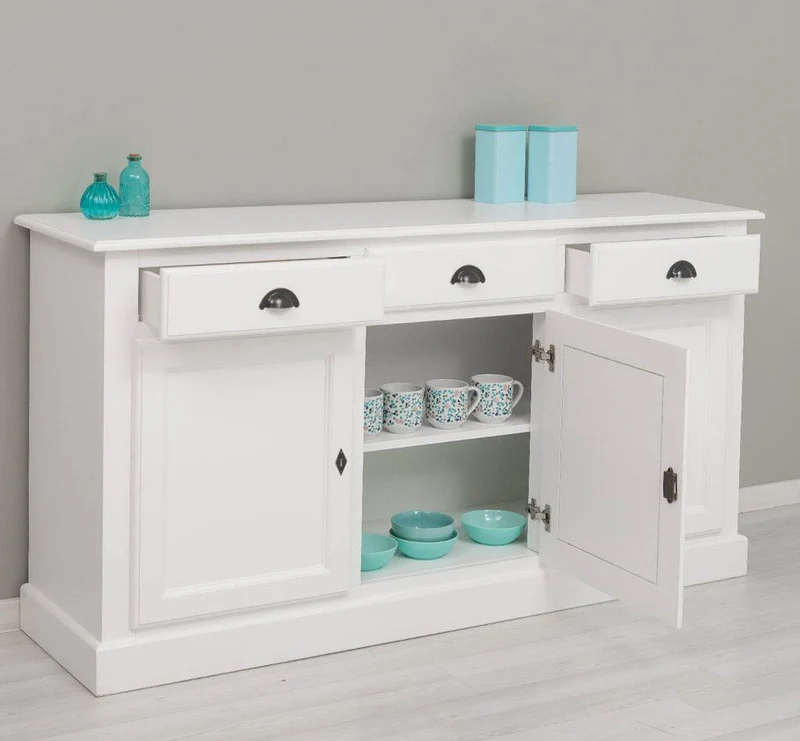 Sideboard aus Massivholz mit drei Schubladen und Türen