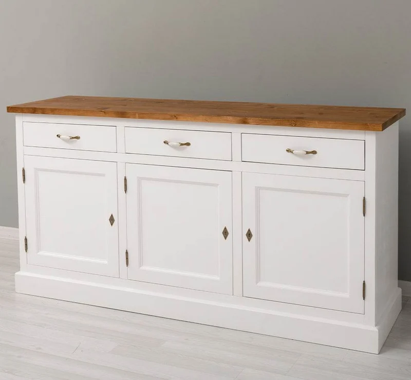 Dreitüriges Sideboard 175 aus Massivholz mit drei Schubladen