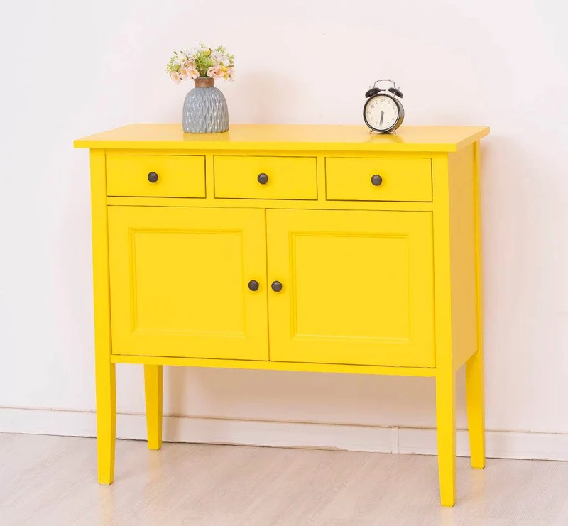 Sideboard aus Massivholz mit drei Schubladen