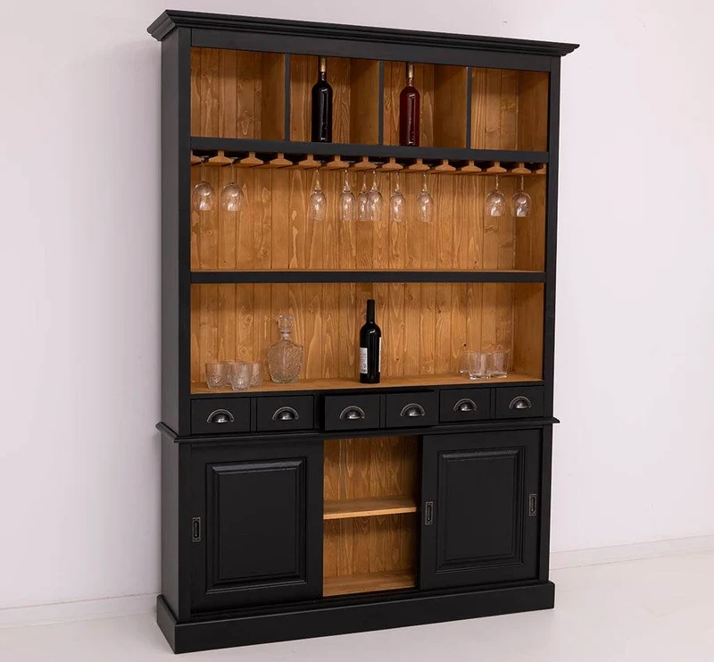 Buffetschrank aus Massivholz mit Glashalterungen in schwarz