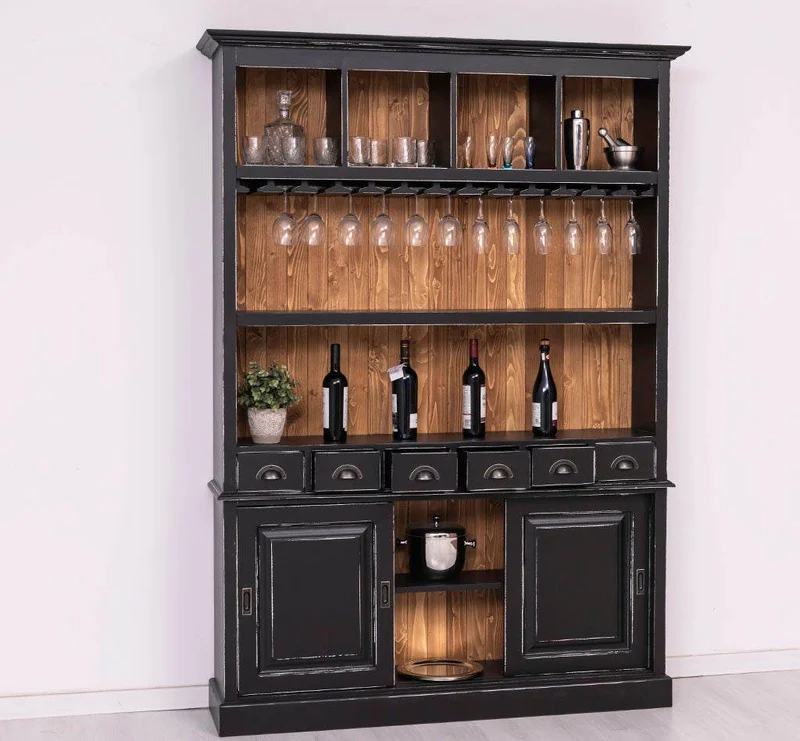 Buffetschrank aus Massivholz mit Glashalterungen in schwarz