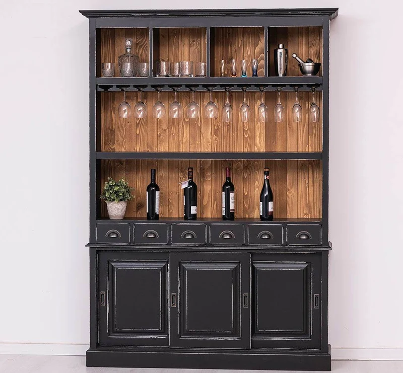 Buffetschrank aus Massivholz mit Glashalterungen in schwarz