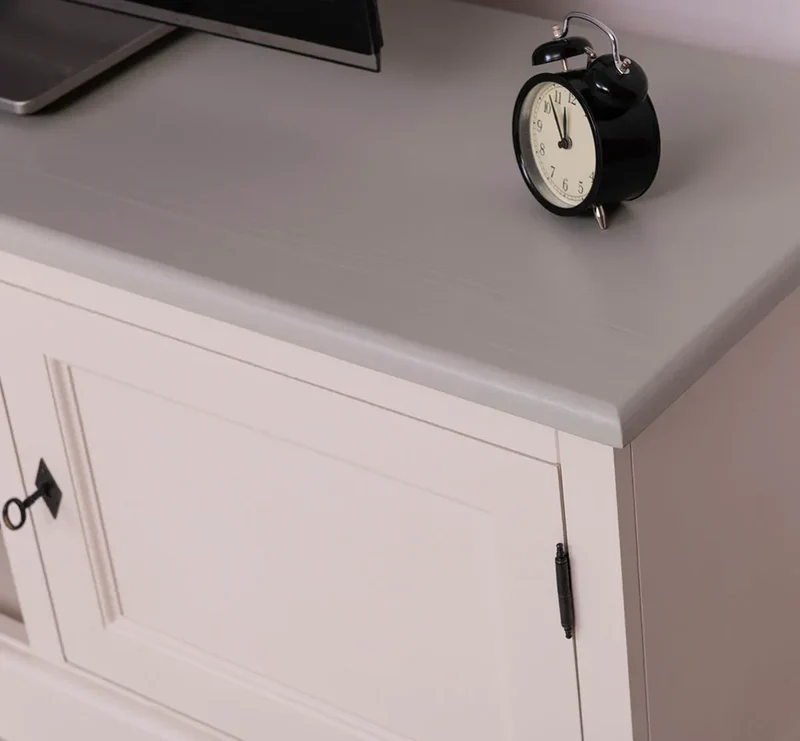 TV-Sideboard aus Massivholz verschließbaren Türen
