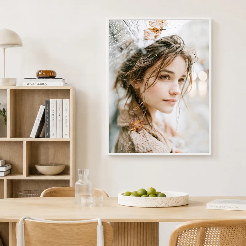 Mädchen im Herbstregen Poster