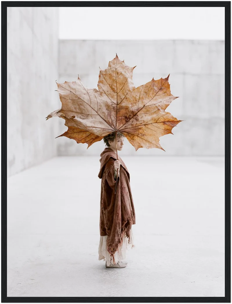 Kind mit Ahornblatt-Schirm Poster