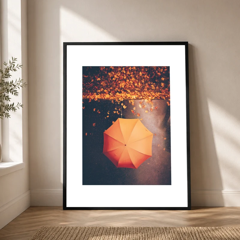 Regenschirm im Herbstregen Poster
