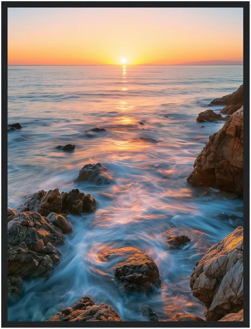 Goldenes Abendlicht am Meer Poster