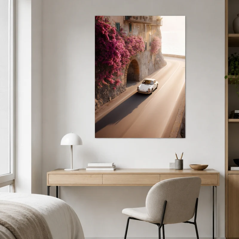 Weiße Küstenstraße im Sonnenlicht Leinwand