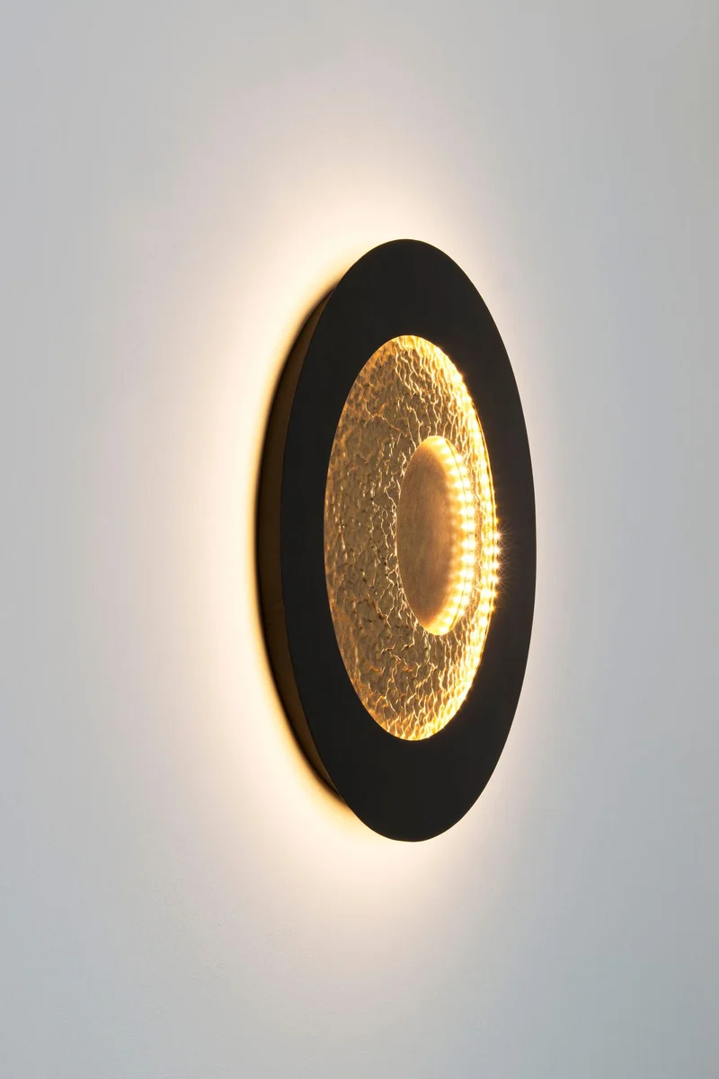 LED-Wandlampe Urano Medium M dimmbar gehämmert Rund