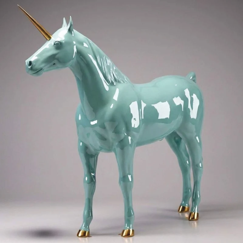 Casa Padrino XXL Deko Skulptur Einhorn Pferd Türkis / Gold 245 cm - Lebensgroße Deko Figur - XXL Tierfigur - Garten Skulptur