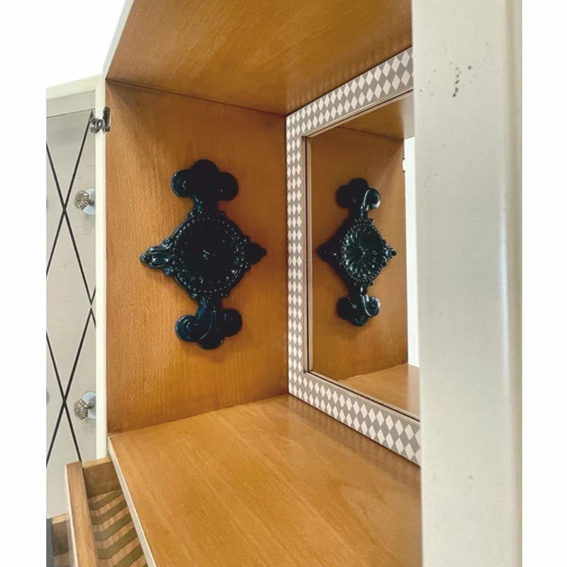 Casa Padrino Luxus Barock Schmuckschrank Creme / Bunt H. 170 cm - Barockstil Möbel