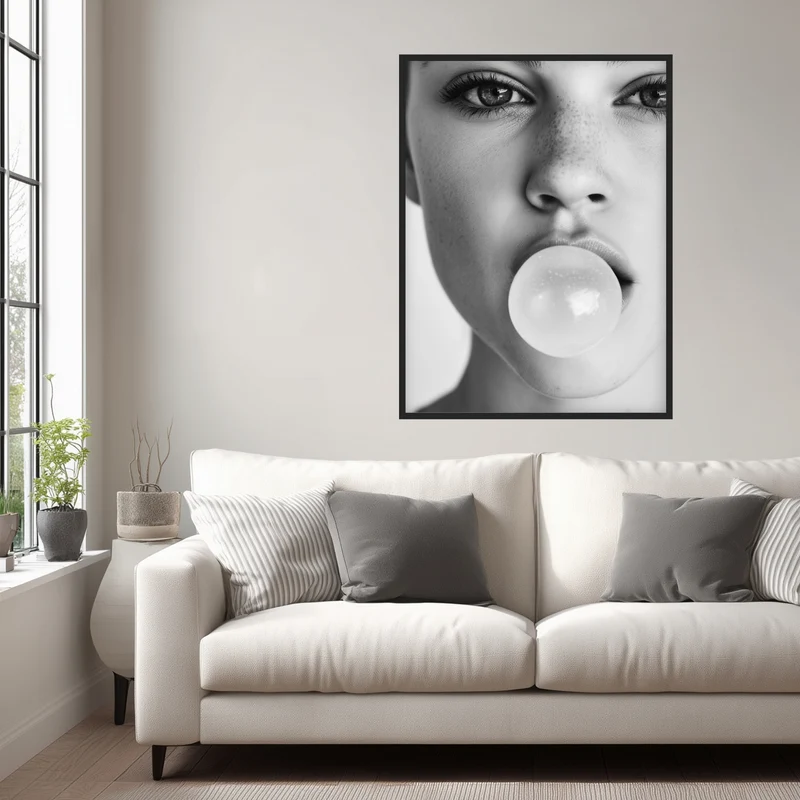 Frau mit Kaugummiblase Poster
