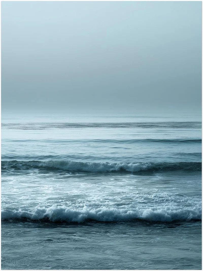 Ruhige Wellen im Nebel Leinwandbild
