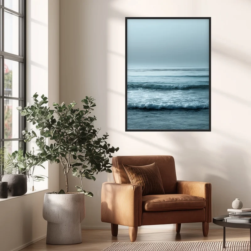 Ruhige Wellen im Nebel Poster