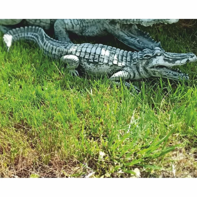 Casa Padrino Garten Deko Skulptur Krokodil Grün 68 cm - Deko Stein Figur