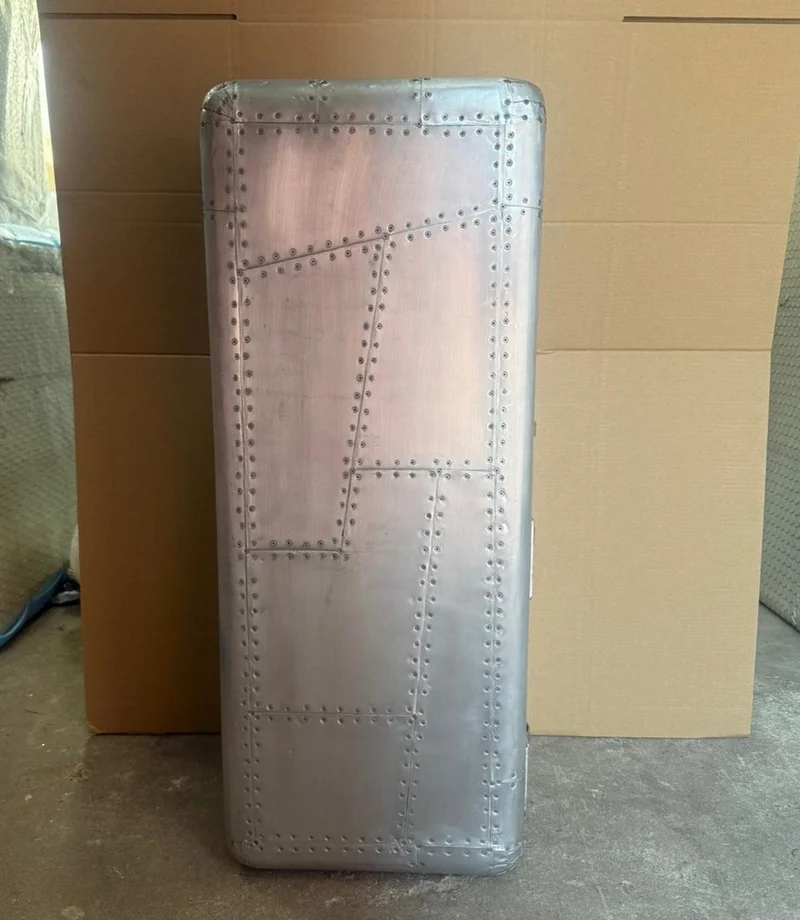 Casa Padrino Aluminium Kommode im Flugzeug Design mit 6 Schubladen Silber 40 x 40 x 100 cm