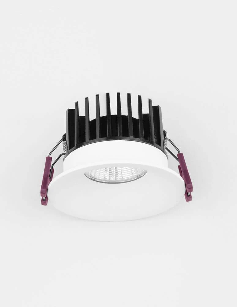 Blade LED Außeneinbauspot H 5,4cm 3000K IP65