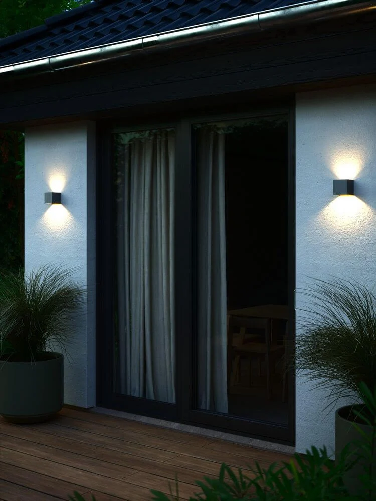 LED Außenwandlampe Milda kubi IP44