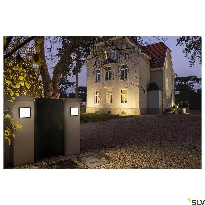 Ainos Square LED Wand- & Deckenauleuchte IP65 CCT