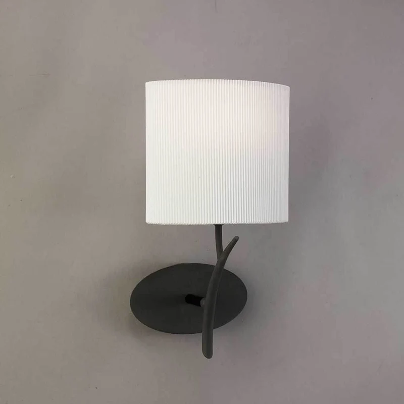 Eve Wandlampe