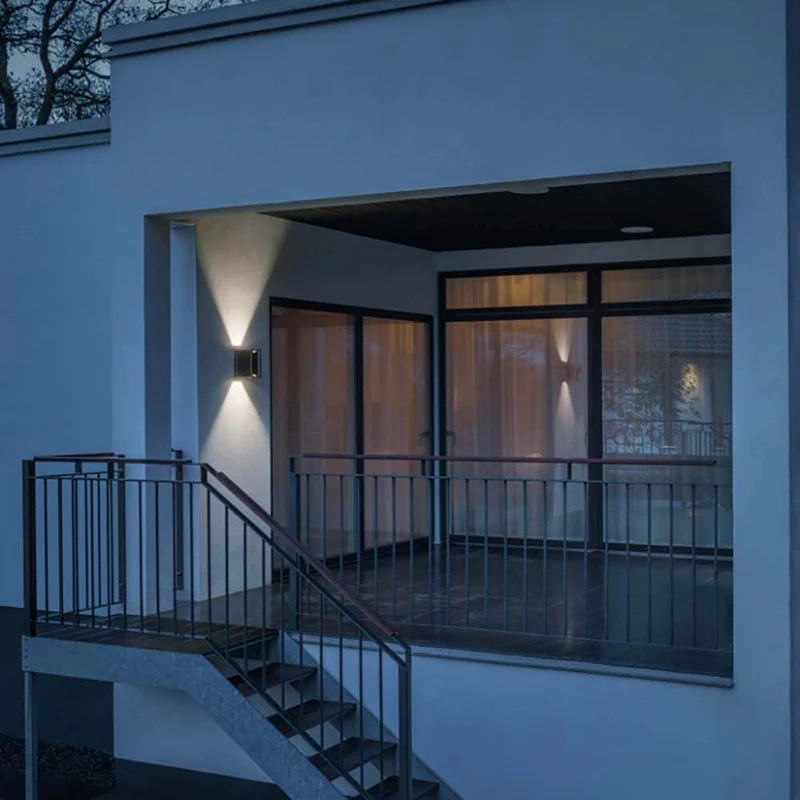 Vale Außenwandleuchte 2-flammig