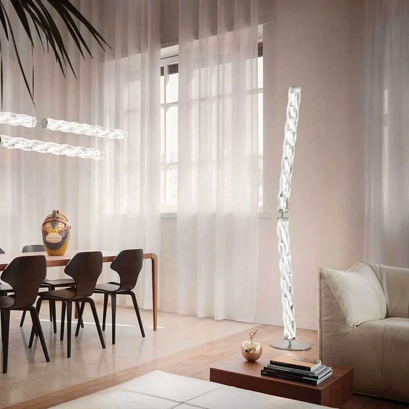 Slamp Hugo Stehleuchte 207cm aus Lentiflex-Kunststoff