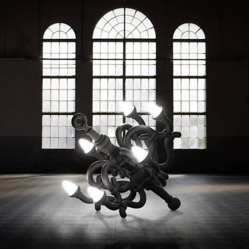 Fallen Chandelier M Akku Bodenleuchte